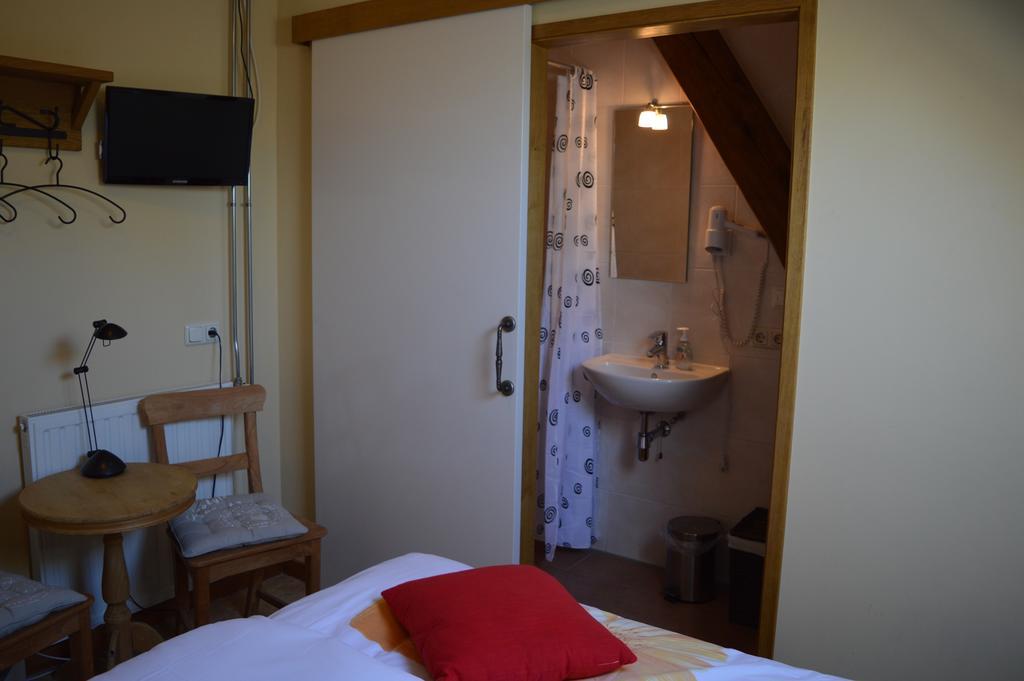 De Martiene Plats - Bed & Breakfast Merselo Room photo